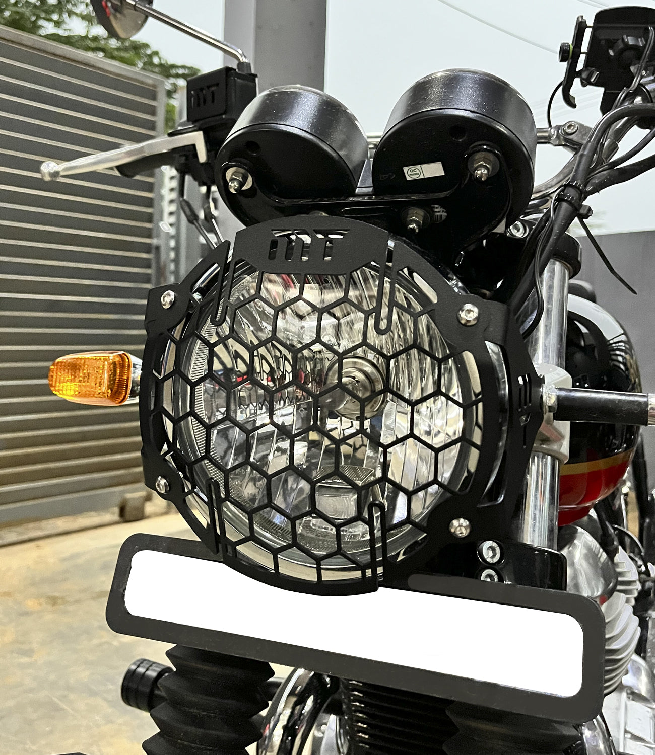 INTERCEPTOR 650 / GT 650 - Headlight Grill