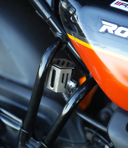 TVS RONIN - RESERVOIR OIL GUARD (SS)