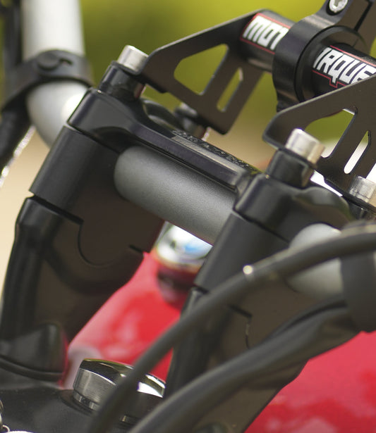 TRIUMPH SPEED 400 - HANDLEBAR RISER