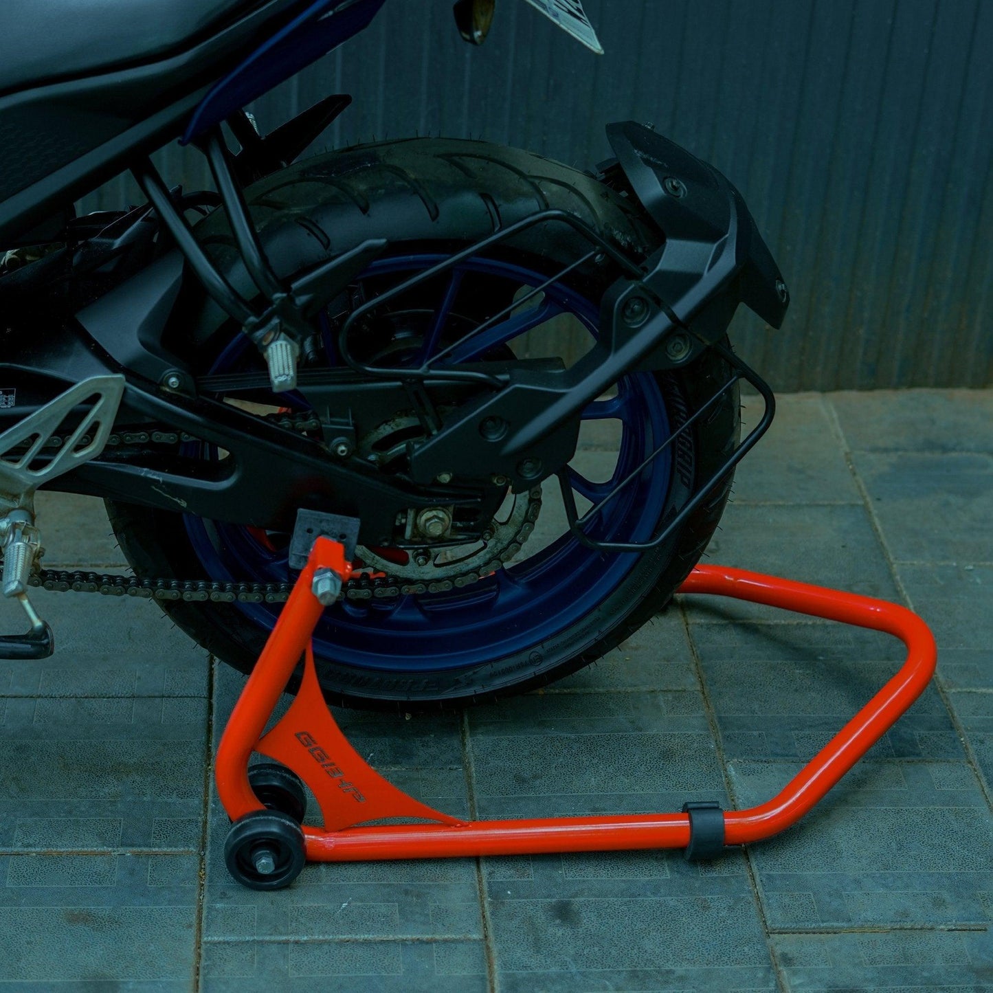 66Bhp Universal Motorcycle Paddock Stand